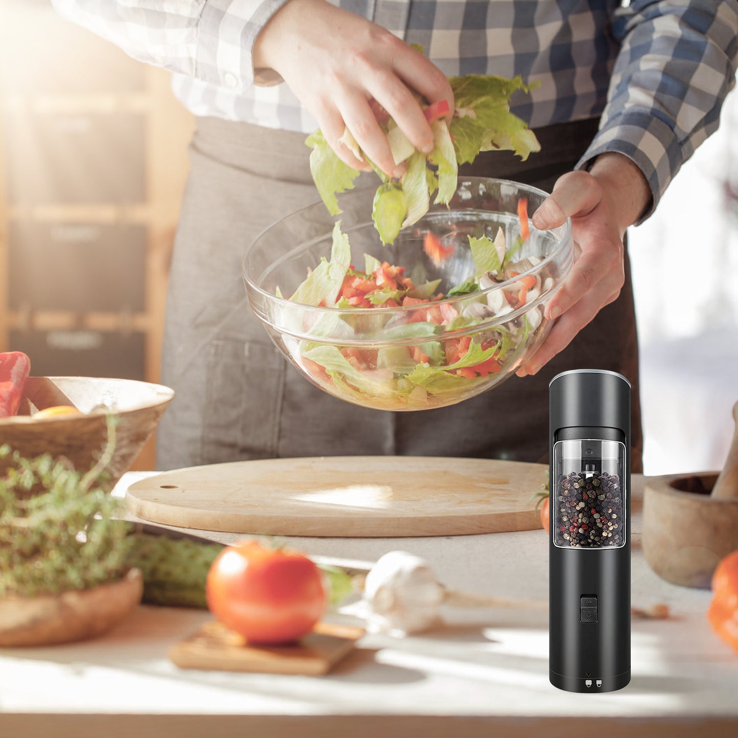Electric Gravity Salt & Pepper Grinder – One-Hand Automatic Seasoning Mill (LED Light + Adjustable Coarseness)